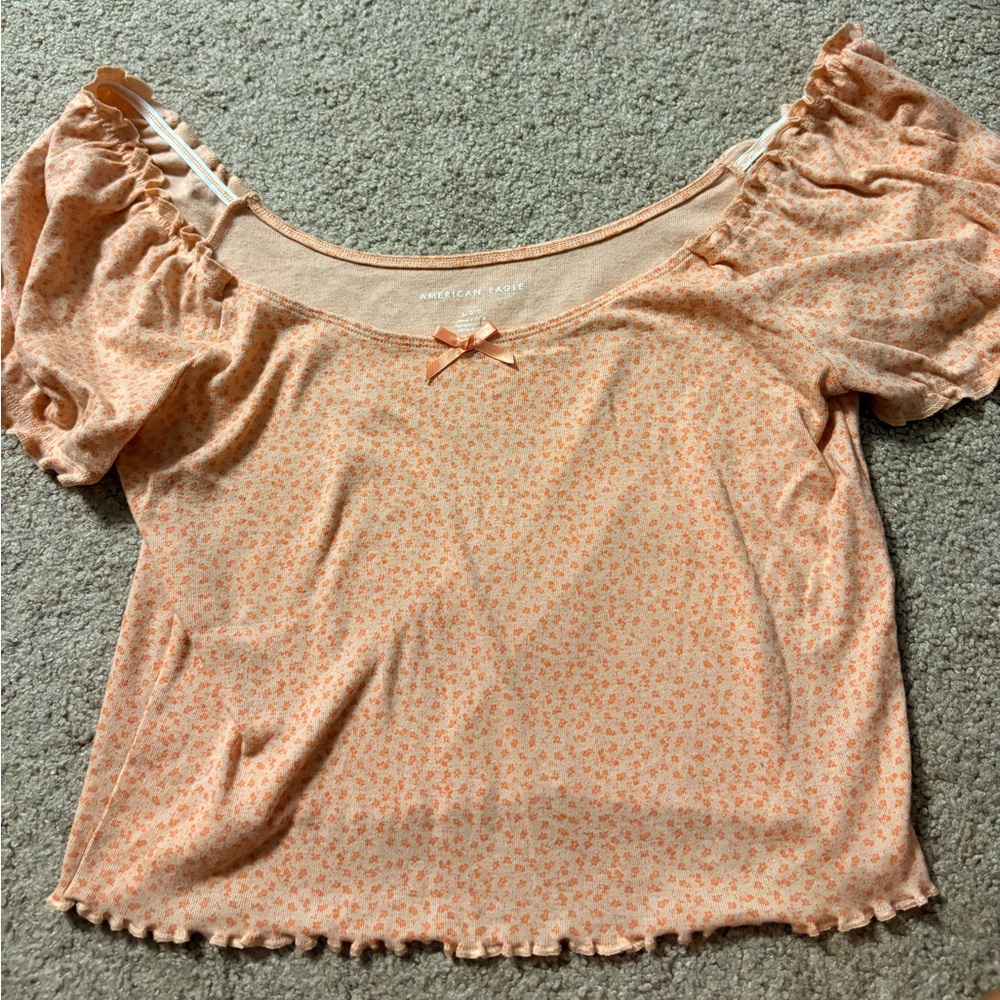 American Eagle Outfitters Peach Floral Blouse